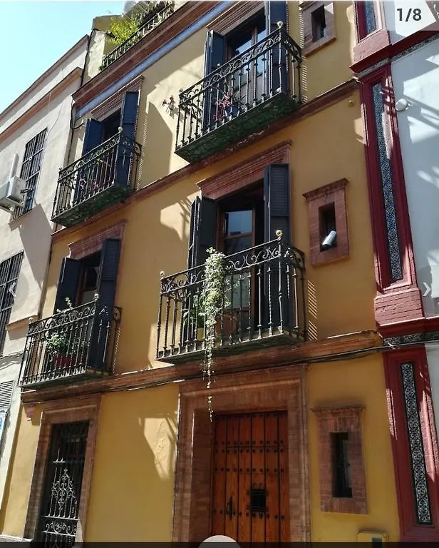 La Casa De Blas contacts